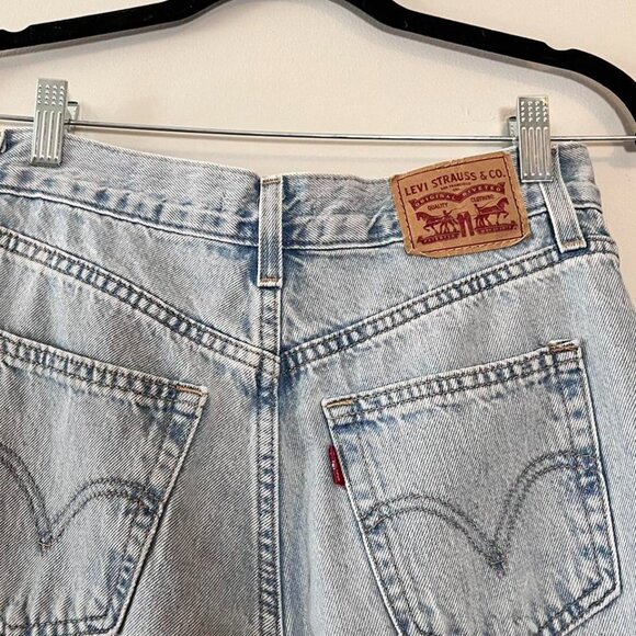 Levi's High Rise Wide Leg Jeans - Picture 3 of 5